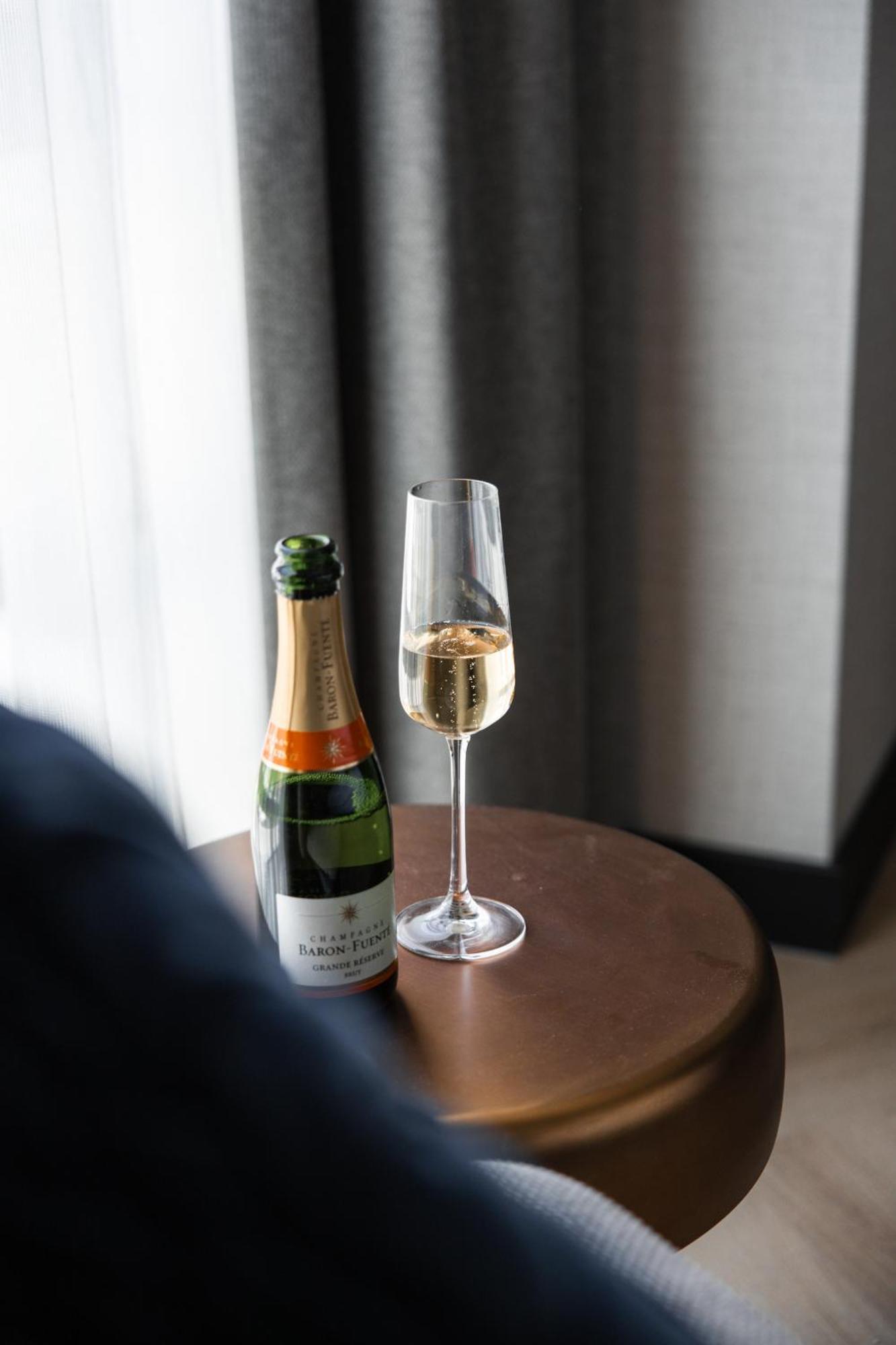 Hotel Twenty-Three Amsterdam Airport Hoofddorp Zewnętrze zdjęcie